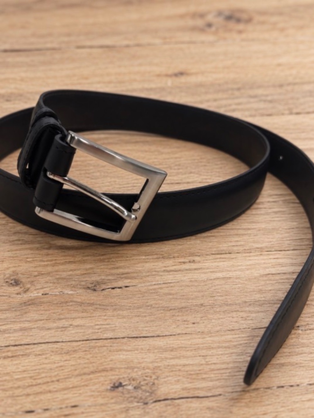 New J.J. Edwards men’s belt. New.